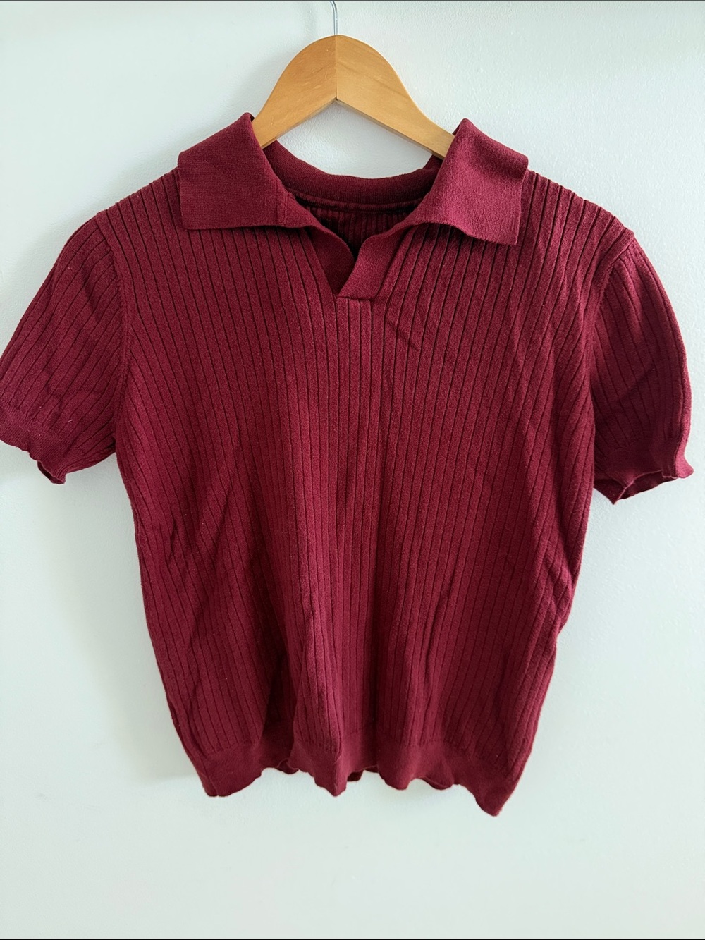 Ribbed Short-Sleeve Polo in Deep Burgundy